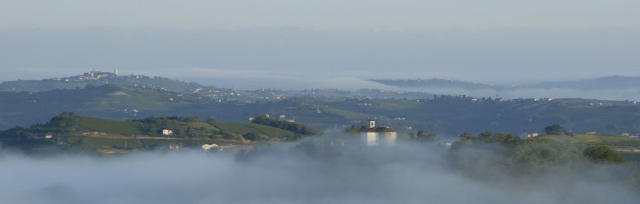 Morning fog in the valley is often seen in early spring and during the winter season. So always look for a locationhigh up on a hill.